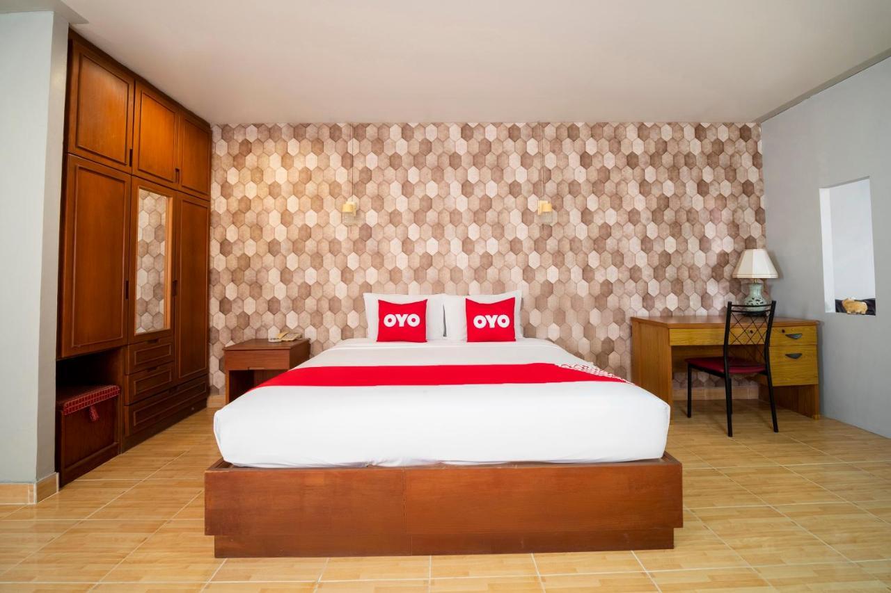 Oyo 663 Green Beach Room Pattaya Eksteriør billede