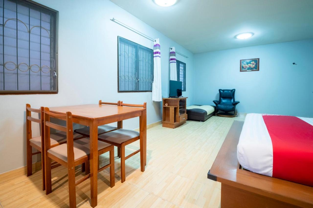 Oyo 663 Green Beach Room Pattaya Eksteriør billede