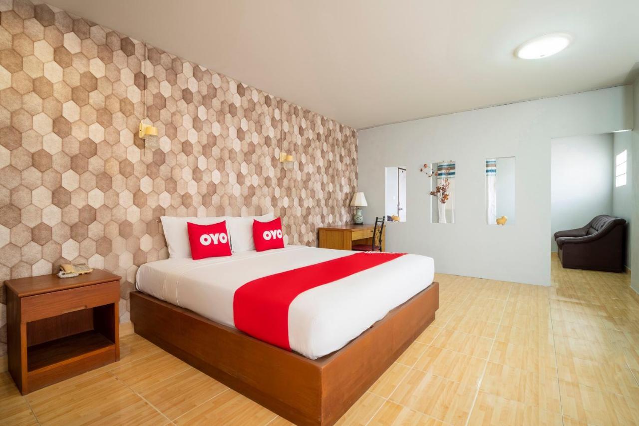 Oyo 663 Green Beach Room Pattaya Eksteriør billede