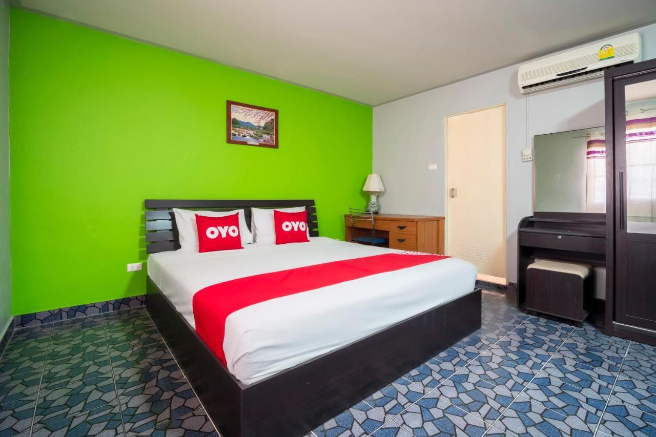 Oyo 663 Green Beach Room Pattaya Eksteriør billede
