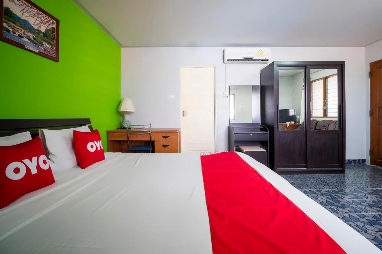 Oyo 663 Green Beach Room Pattaya Eksteriør billede