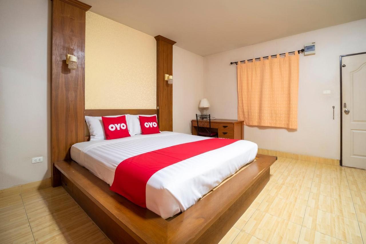 Oyo 663 Green Beach Room Pattaya Eksteriør billede